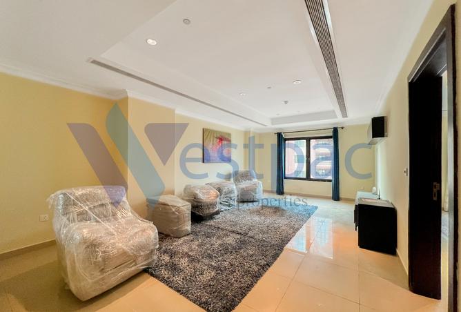 820249 - Property Image 3