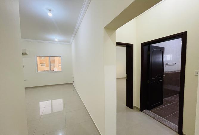 951827 - Property Image 3