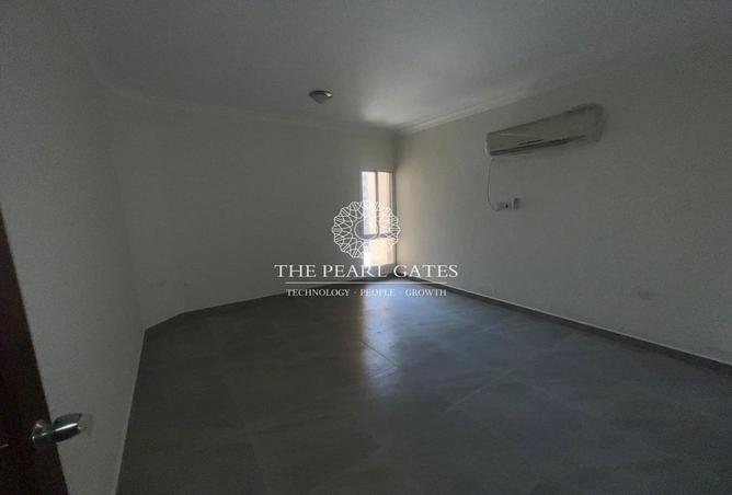 960737 - Property Image 3