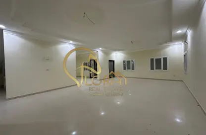 فيلا - 7 غرف نوم - 6 حمامات للبيع في فلل عين خالد - عين خالد - الدوحة