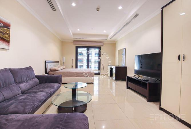 984588 - Property Image 2