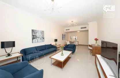 Living Room image for: Apartment - 2 Bedrooms - 2 Bathrooms for rent in Regency Residence Tower - Regency Residence Tower - West Bay - Doha, Image 1