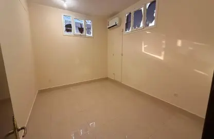Apartment - 1 Bedroom - 1 Bathroom for rent in Al Nuaija - Doha