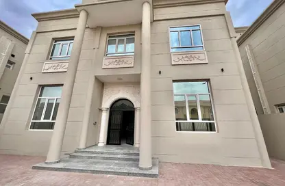 Villa - 5 Bedrooms - 6 Bathrooms for rent in Al Duhail - Al Duhail - Doha