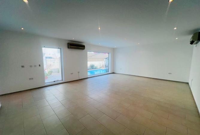 937524 - Property Image 2