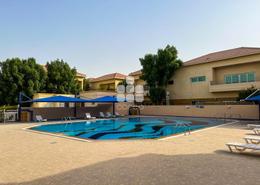 صورةحوض سباحة لـ: فيلا - 4 غرف نوم - 4 حمامات للكراء في ناين بيرلز كومباوند - الوعب - الدوحة, صورة 1