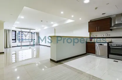 Apartment - Studio - 1 Bathroom for rent in East Porto Drive - Porto Arabia - The Pearl Island - Doha