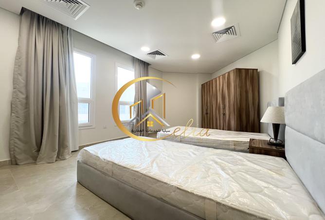 988900 - Property Image 2