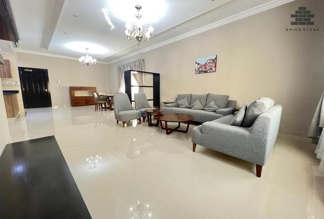 962258 - Property Image 2