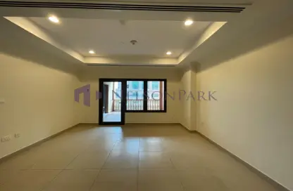 Apartment - 1 Bedroom - 2 Bathrooms for rent in East Porto Drive - Porto Arabia - The Pearl Island - Doha