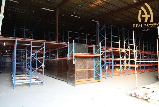 943657 - Property Image 2
