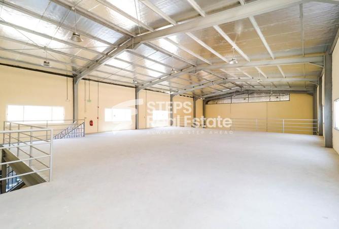 956371 - Property Image 3