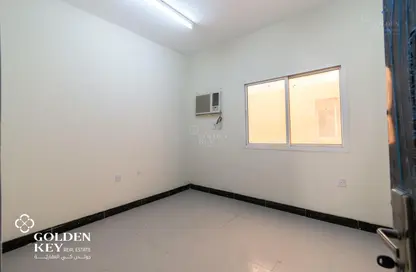 سكن عمال - استوديو - 2 حمامات للايجار في المنطقة الصناعية 1 - المنطقة الصناعية - الدوحة