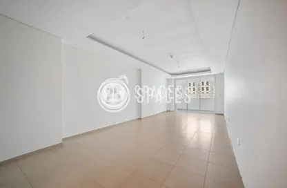 Apartment - 1 Bedroom - 2 Bathrooms for sale in Viva East - Viva Bahriyah - The Pearl Island - Doha