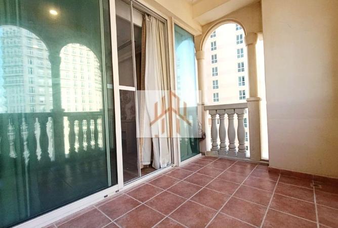 951479 - Property Image 2