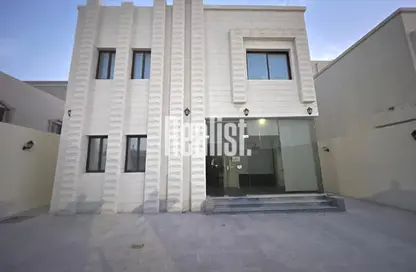 فيلا - 7 غرف نوم - 8 حمامات للايجار في فلل عين خالد - عين خالد - الدوحة
