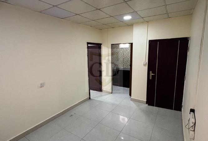 927692 - Property Image 3