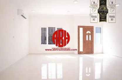 Compound - 7 Bedrooms - 7 Bathrooms for rent in Omar Al Mukhtar Street - Diplomatic Area - Doha