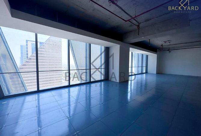 904221 - Property Image 3