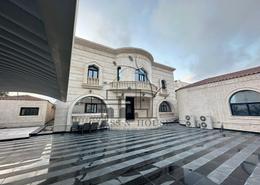 Villa - 5 bedrooms - 7 bathrooms for sale in Al Markhiya Street - Al Markhiya - Doha