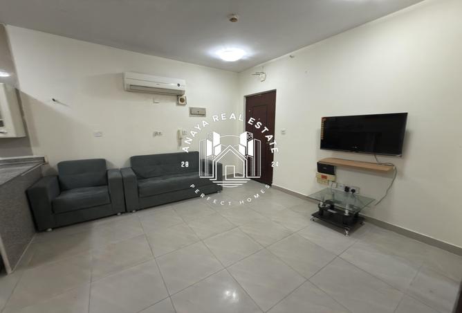 1005861 - Property Image 2