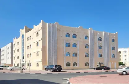 Apartment - 3 Bedrooms - 3 Bathrooms for rent in Madinat Khalifa - Doha