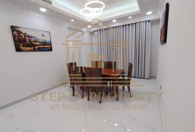 967769 - Property Image 3