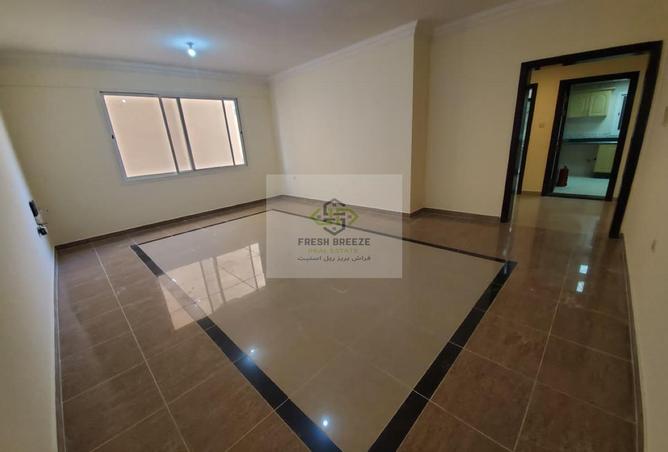 964079 - Property Image 2