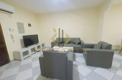Apartment - 2 Bedrooms - 2 Bathrooms for rent in Fereej Bin Mahmoud North - Fereej Bin Mahmoud - Doha