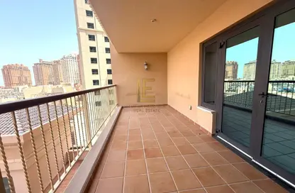 Apartment - 2 Bedrooms - 4 Bathrooms for rent in East Porto Drive - Porto Arabia - The Pearl Island - Doha