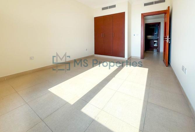 965917 - Property Image 3