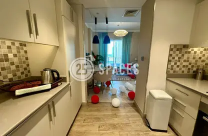 Apartment - 1 Bedroom - 2 Bathrooms for rent in Viva West - Viva Bahriyah - The Pearl Island - Doha