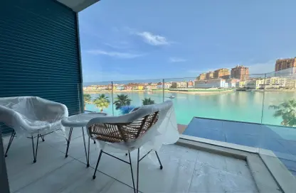 Apartment - 1 Bedroom - 2 Bathrooms for rent in Gewan Island - The Pearl Island - Doha
