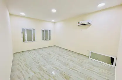 Apartment - 2 Bedrooms - 2 Bathrooms for rent in Al Wukair - Al Wukair - Al Wakra