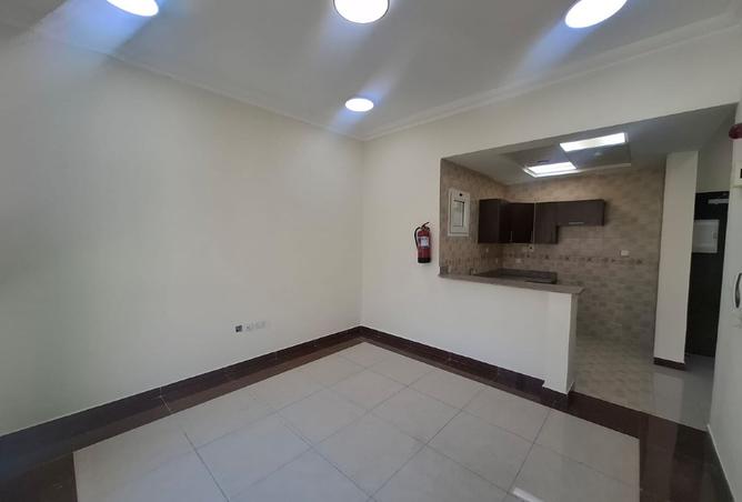 975201 - Property Image 2