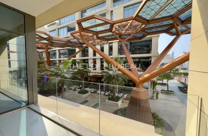 Apartment - 2 Bedrooms - 4 Bathrooms for rent in Gewan Island - The Pearl Island - Doha