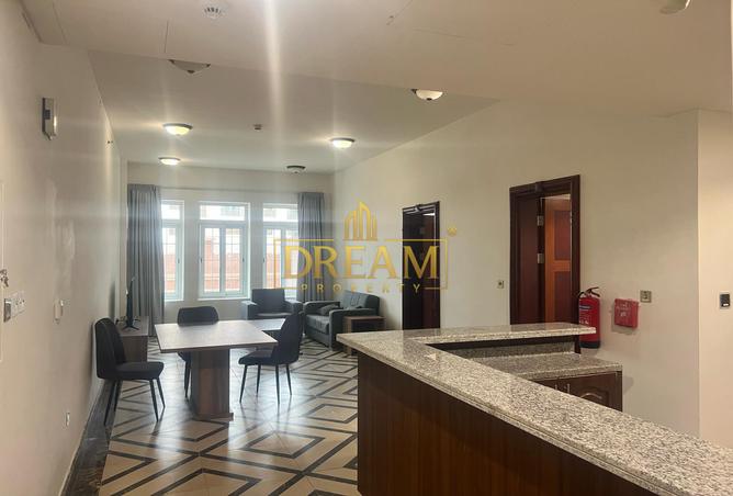 889064 - Property Image 3