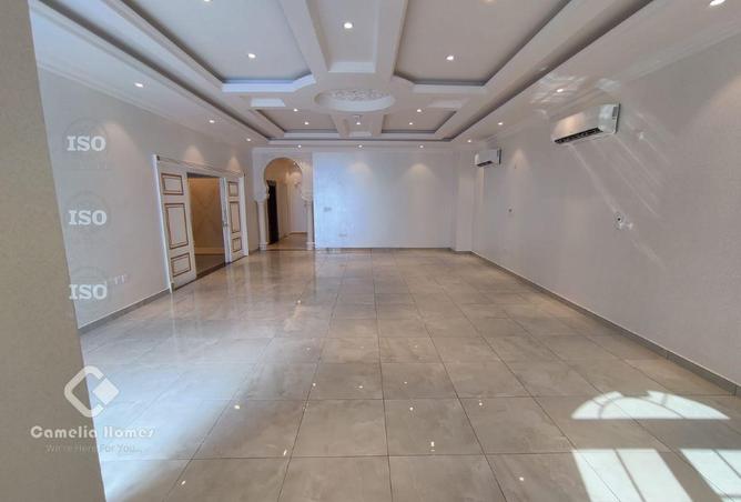 983340 - Property Image 2