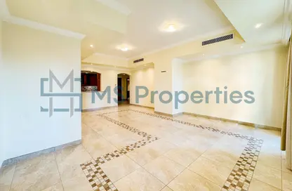 Apartment - 1 Bedroom - 2 Bathrooms for sale in West Porto Drive - Porto Arabia - The Pearl Island - Doha