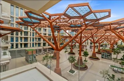 Apartment - 1 Bedroom - 2 Bathrooms for sale in Crystal Residence - The Pearl Island - Doha