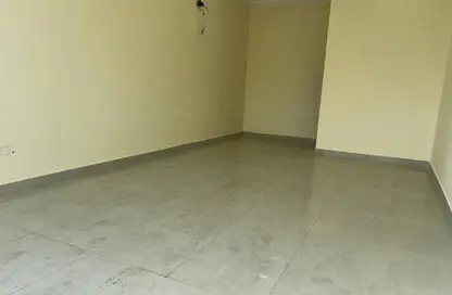 محل - استوديو - 1 حمام للايجار في شارع عمار بن ياسر - العزيزية - الدوحة