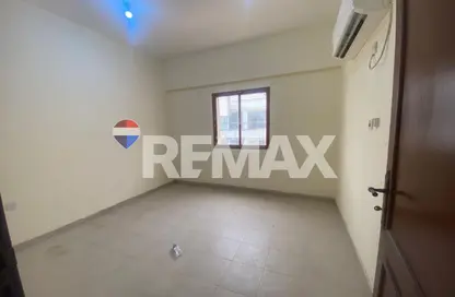 Apartment - 2 Bedrooms - 2 Bathrooms for rent in Al Mansoura - Al Mansoura - Doha