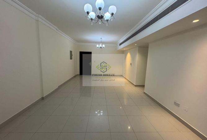 985601 - Property Main Image