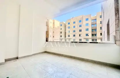 Apartment - 2 Bedrooms - 3 Bathrooms for rent in Al Sadd Road - Al Sadd - Doha