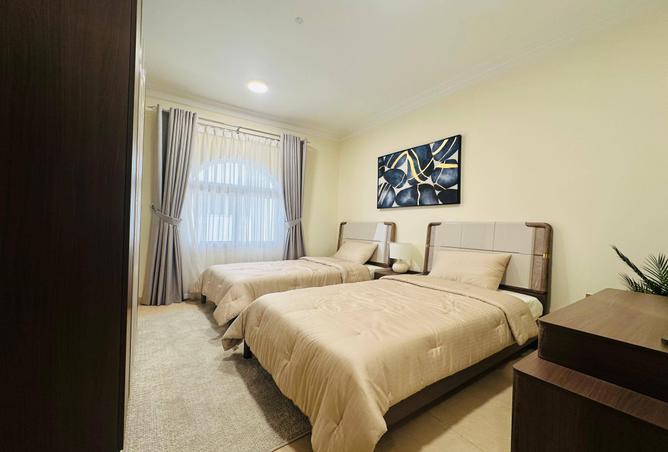 939327 - Property Image 3