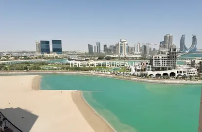 شقة - 2 غرف نوم - 3 حمامات للايجار في ابراج باي - منطقة الأبراج - جزيرة اللؤلؤة - الدوحة