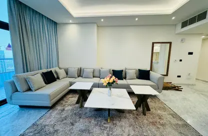 Apartment - 2 Bedrooms - 3 Bathrooms for rent in Marina Tower 02 - Marina District - Lusail