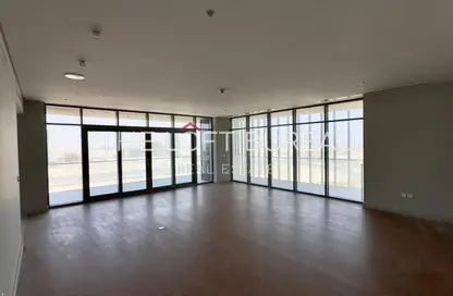 Apartment - 2 Bedrooms - 4 Bathrooms for sale in Bliss Tower - Seef Lusail - Lusail City - Lusail