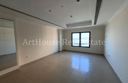 Apartment - 1 Bedroom - 2 Bathrooms for rent in East Porto Drive - Porto Arabia - The Pearl Island - Doha