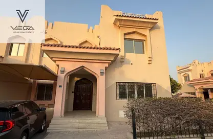 Villa - 4 Bedrooms - 5 Bathrooms for rent in Al Duhail South - Al Duhail - Doha